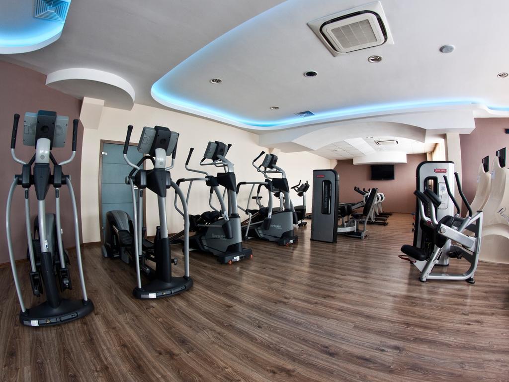 Hotel Olimp Business & Spa Wejherowo Esterno foto